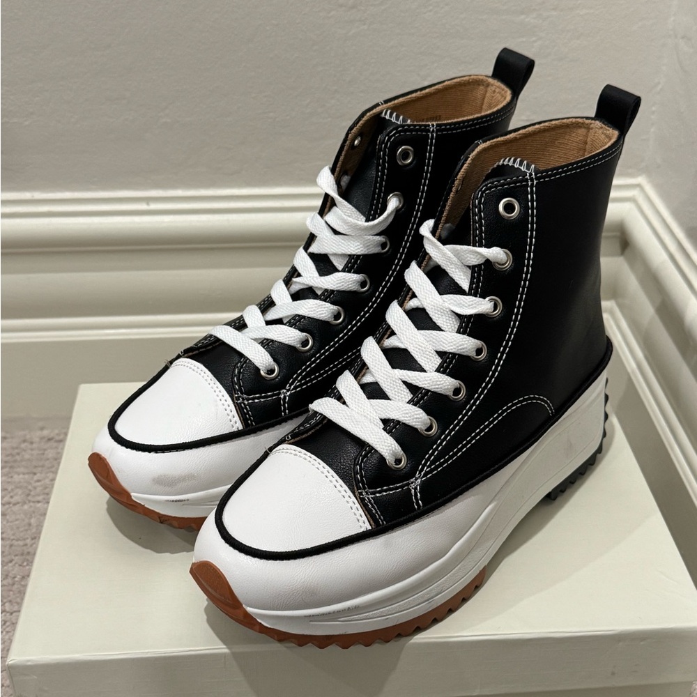 Bohme Keira Platform Black Leather Platform Sneakers women’s size 8.5